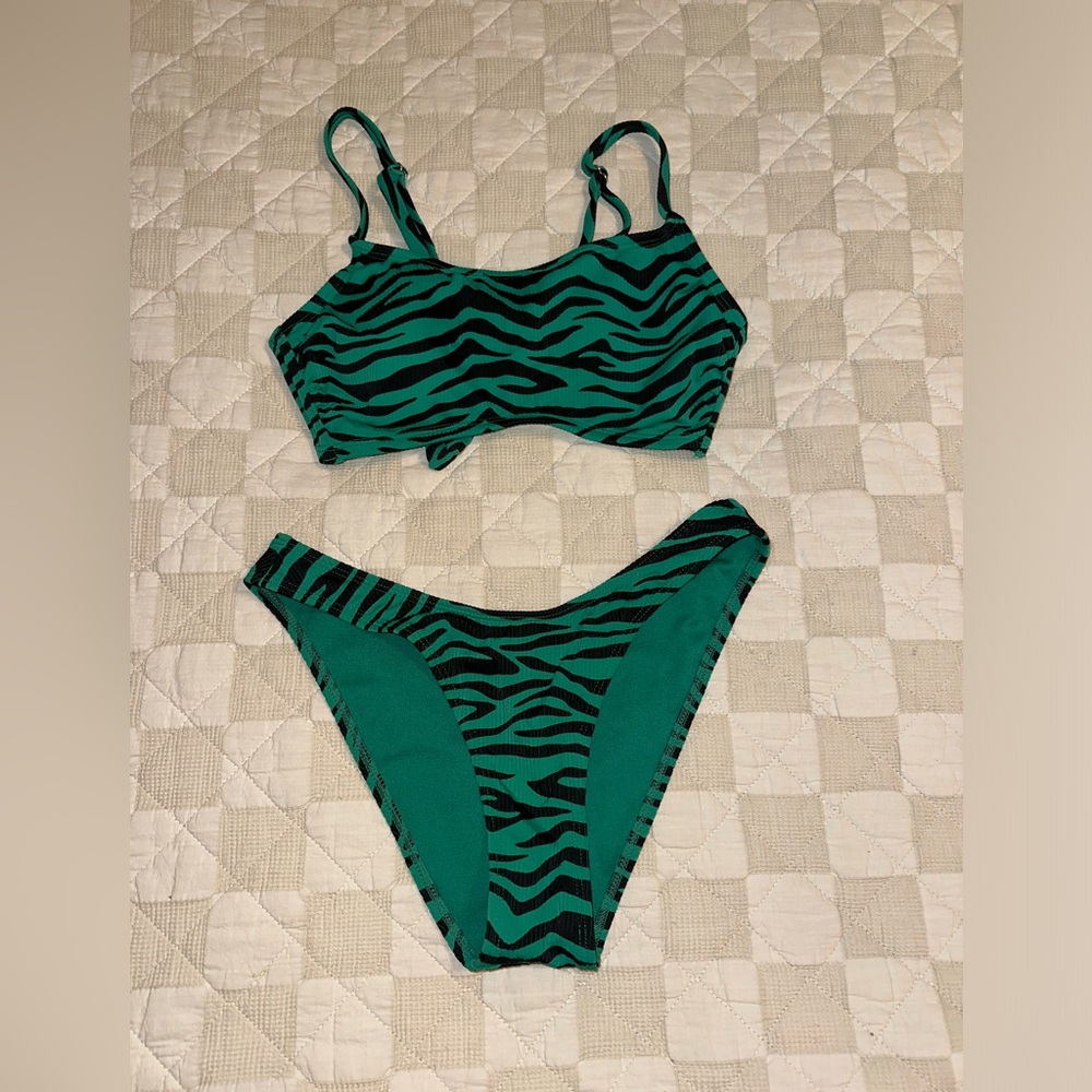 Xhilaration bathing suit